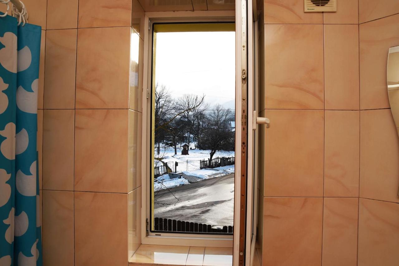 Oskolok Dovbusha Mini-Hotel Яремча Экстерьер фото